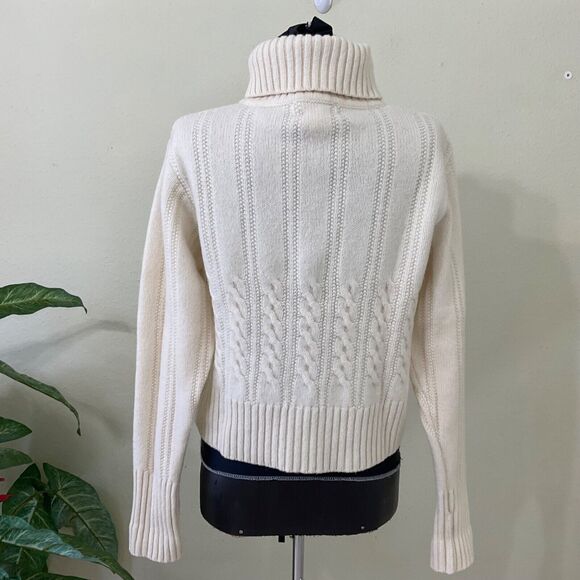 VTG. Pendleton 100% Lambs wool sweater women’s size L crop cable knit turtleneck - Picture 3 of 12